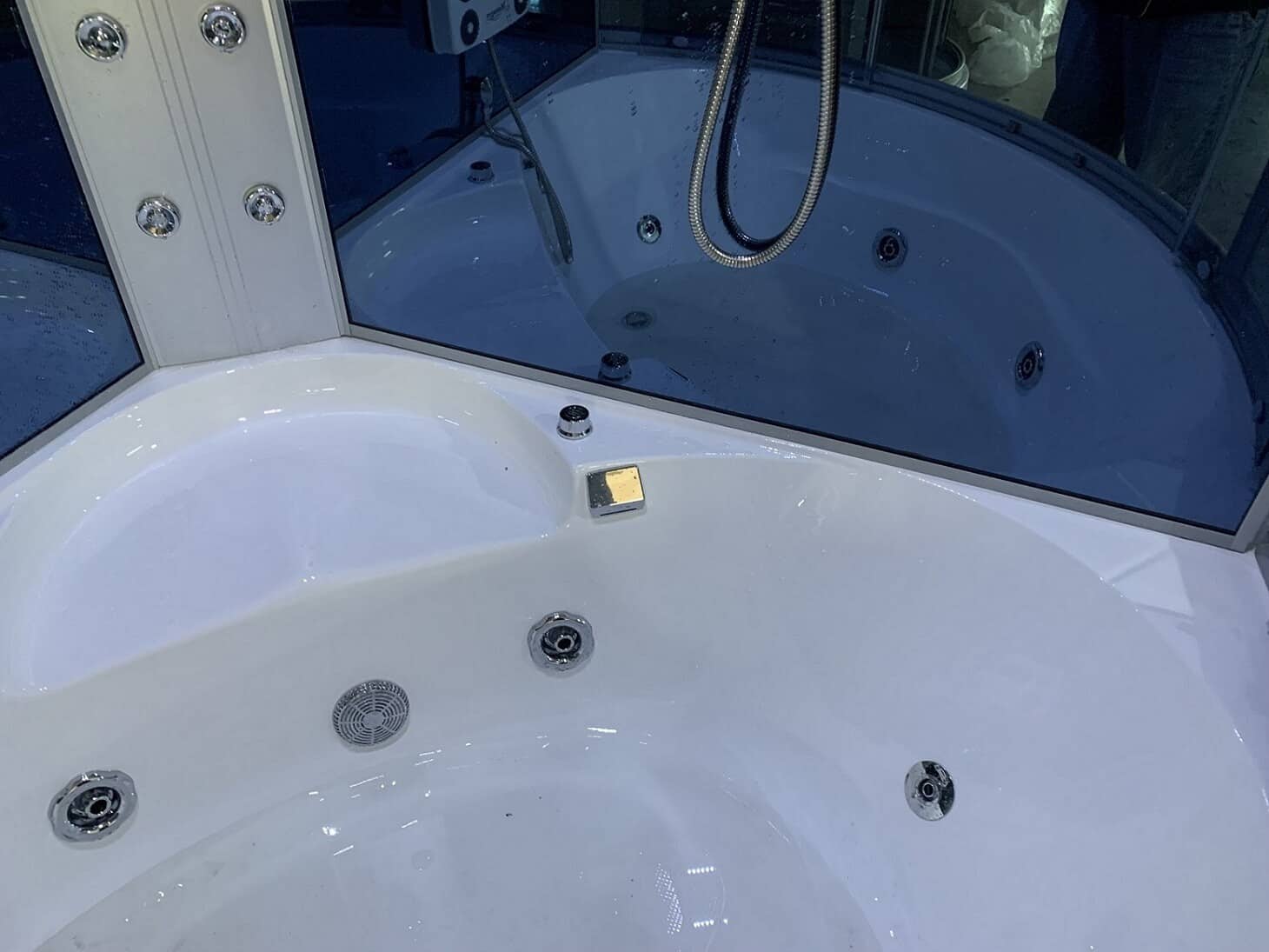 Cabina doccia 90x90 idromassaggio angolare con vasca - Beta 501
